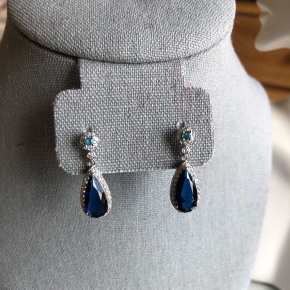 Royal Blue Cubic Zirconia Water Drop Shaped Drop Earrings - Picture 3 of 6